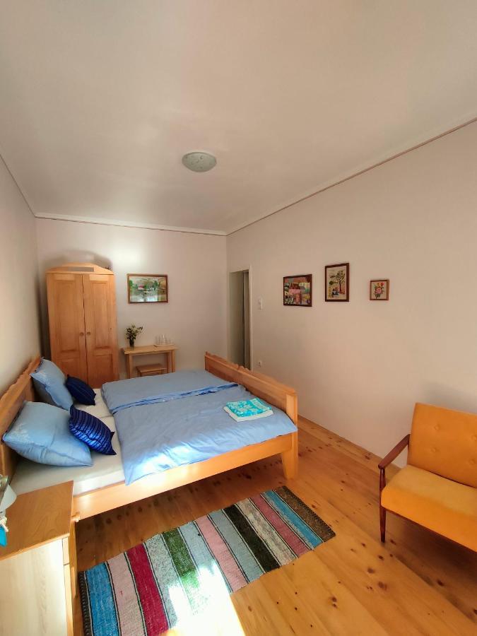 Ethno&Coffee House Tulip Bed and Breakfast Glozan Exteriör bild
